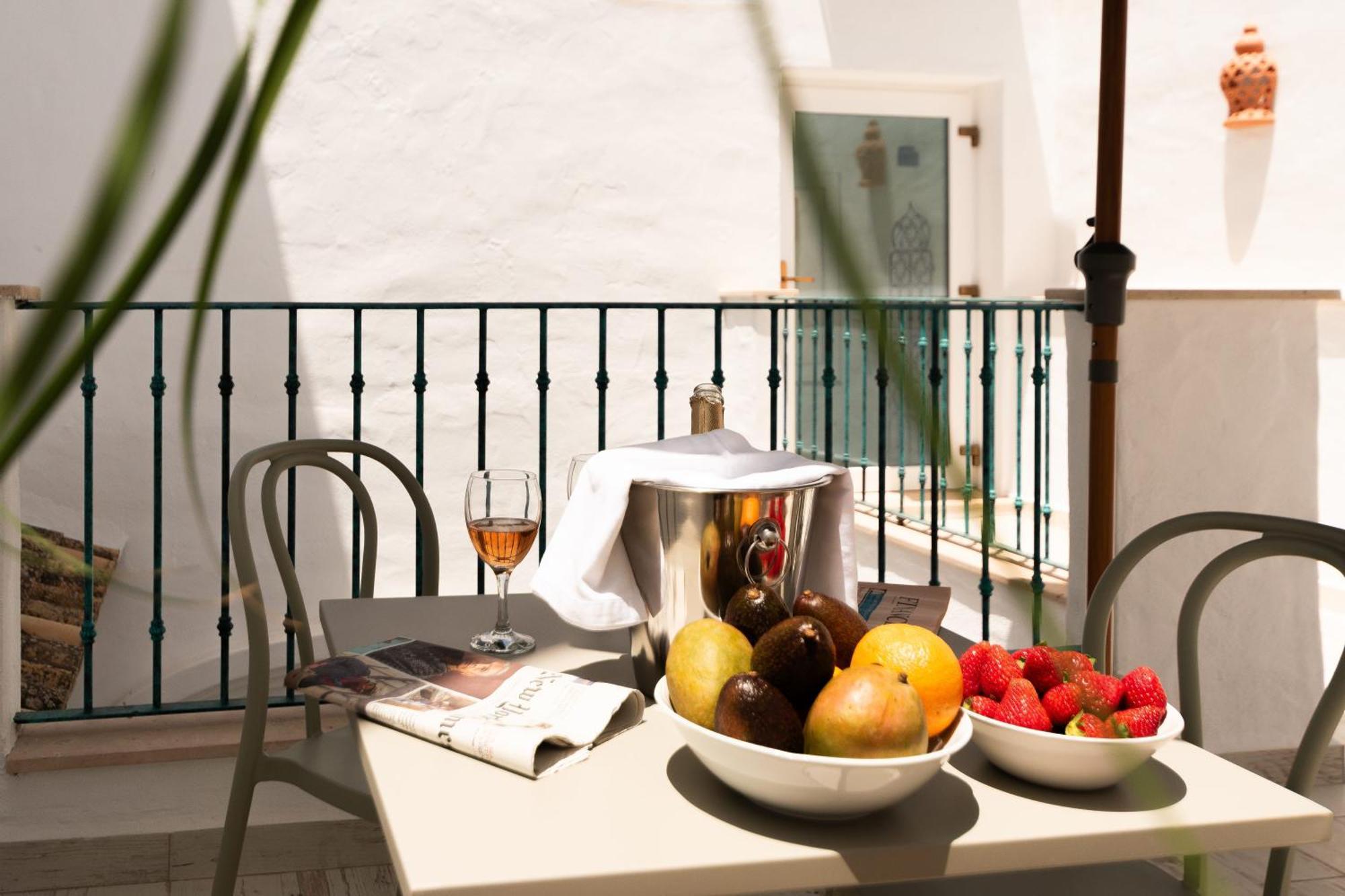 Casa Esmeralda - Luxury Boutique Apartments Old Town Estepona Eksteriør billede