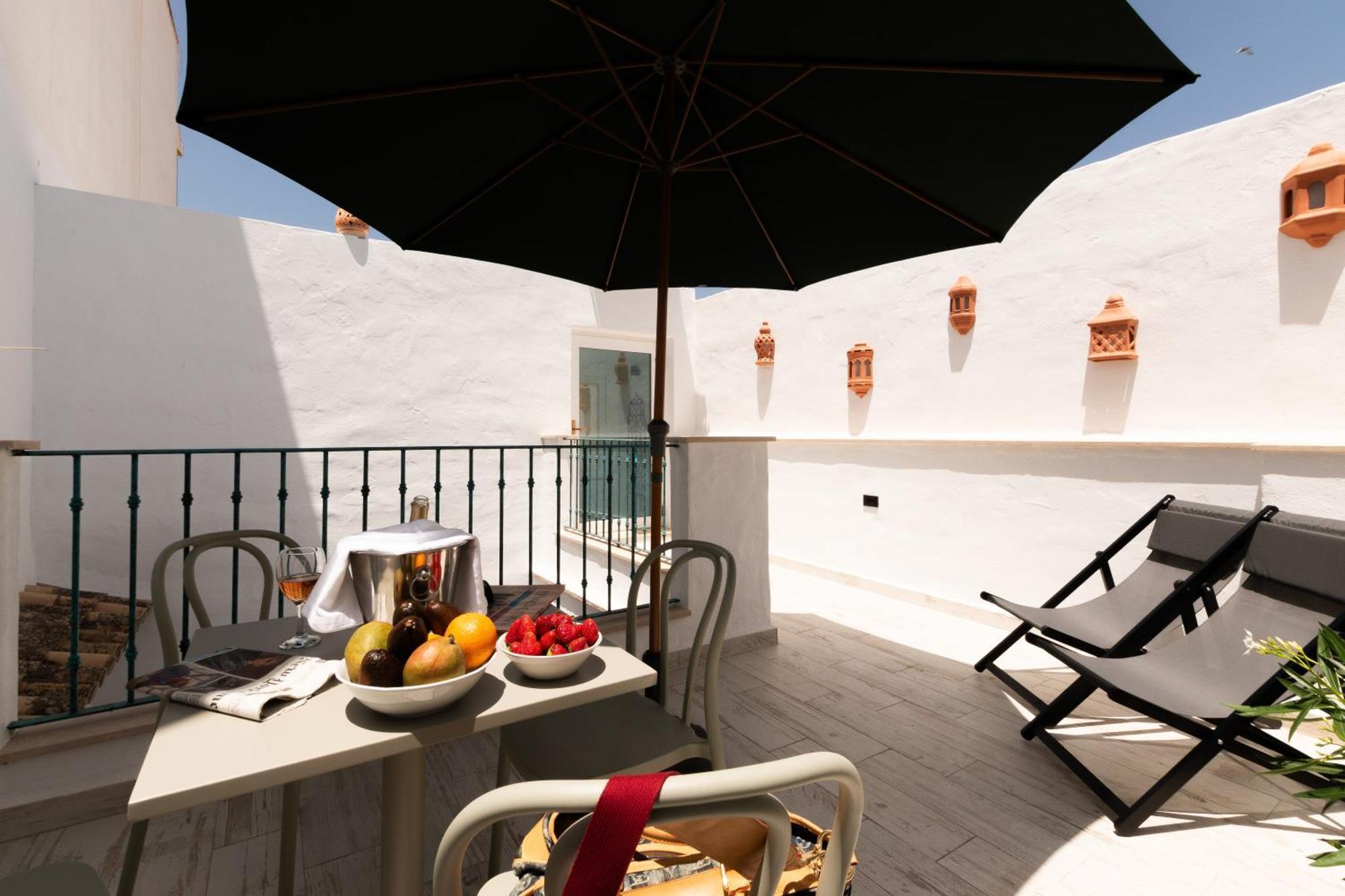 Casa Esmeralda - Luxury Boutique Apartments Old Town Estepona Eksteriør billede
