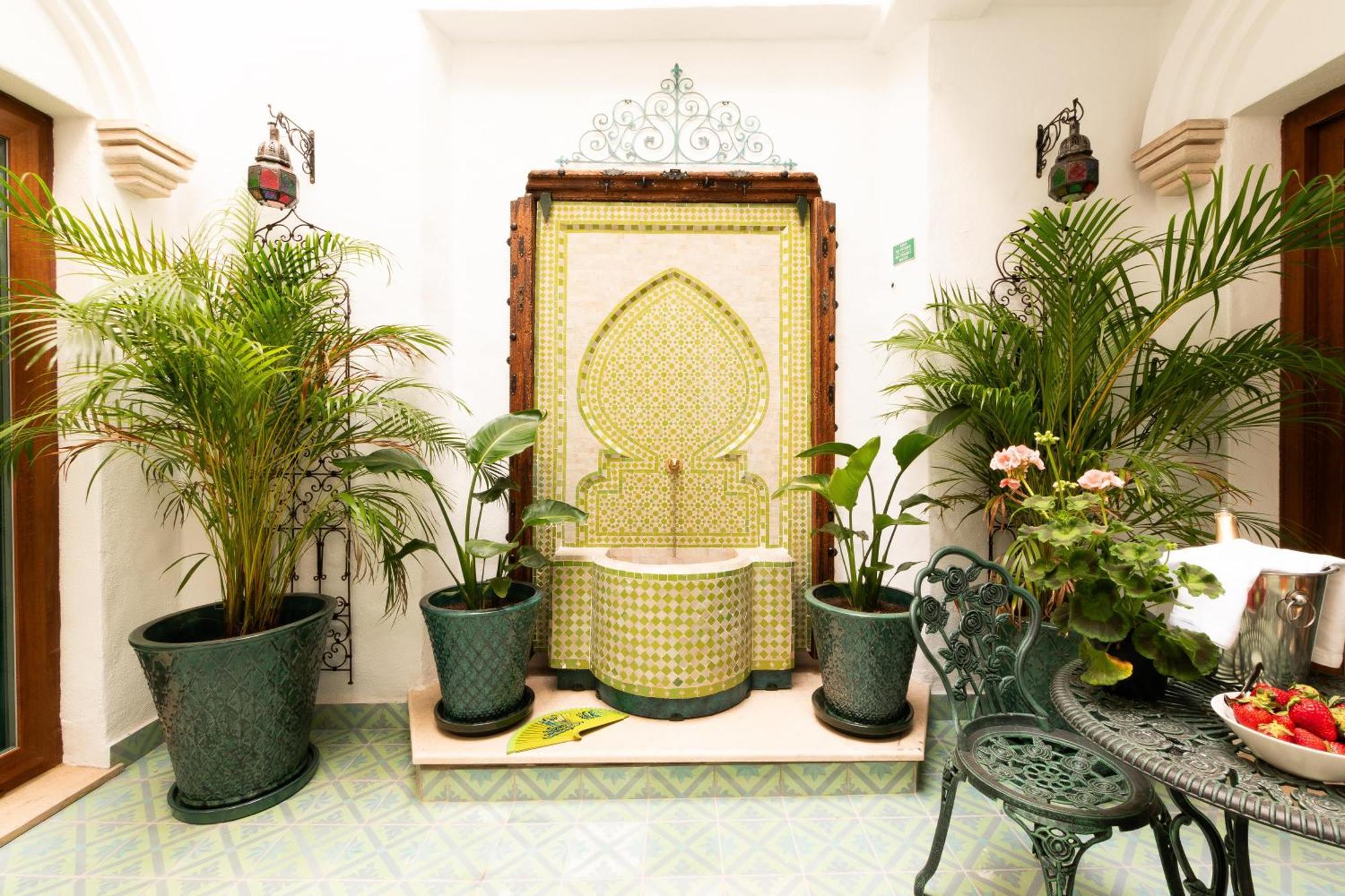Casa Esmeralda - Luxury Boutique Apartments Old Town Estepona Eksteriør billede