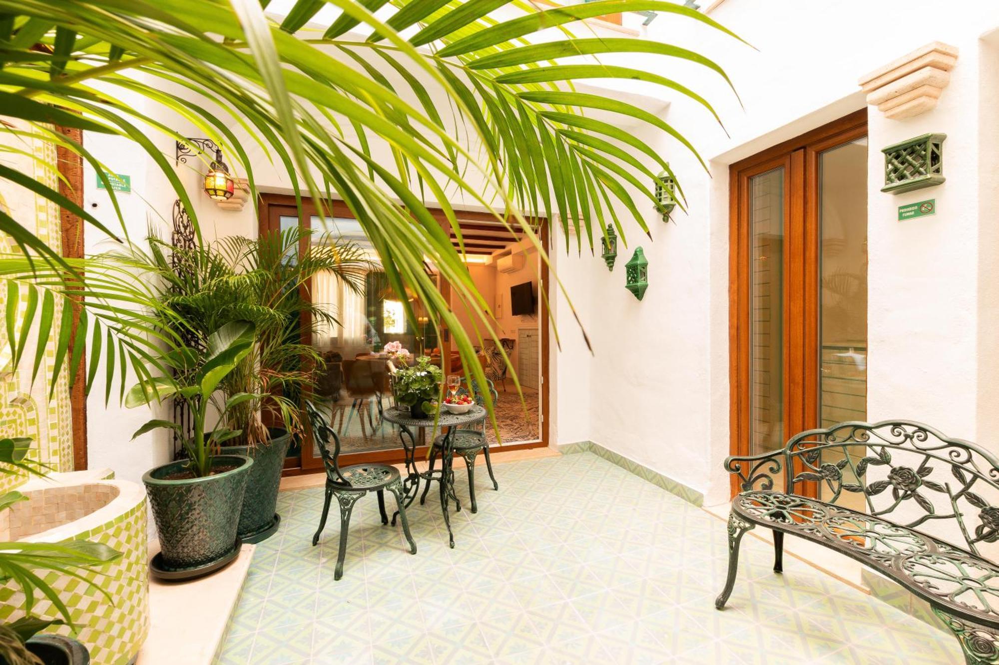 Casa Esmeralda - Luxury Boutique Apartments Old Town Estepona Eksteriør billede
